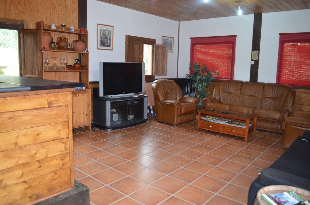 CH Tietar Guest House La Iglesuela Bagian luar foto